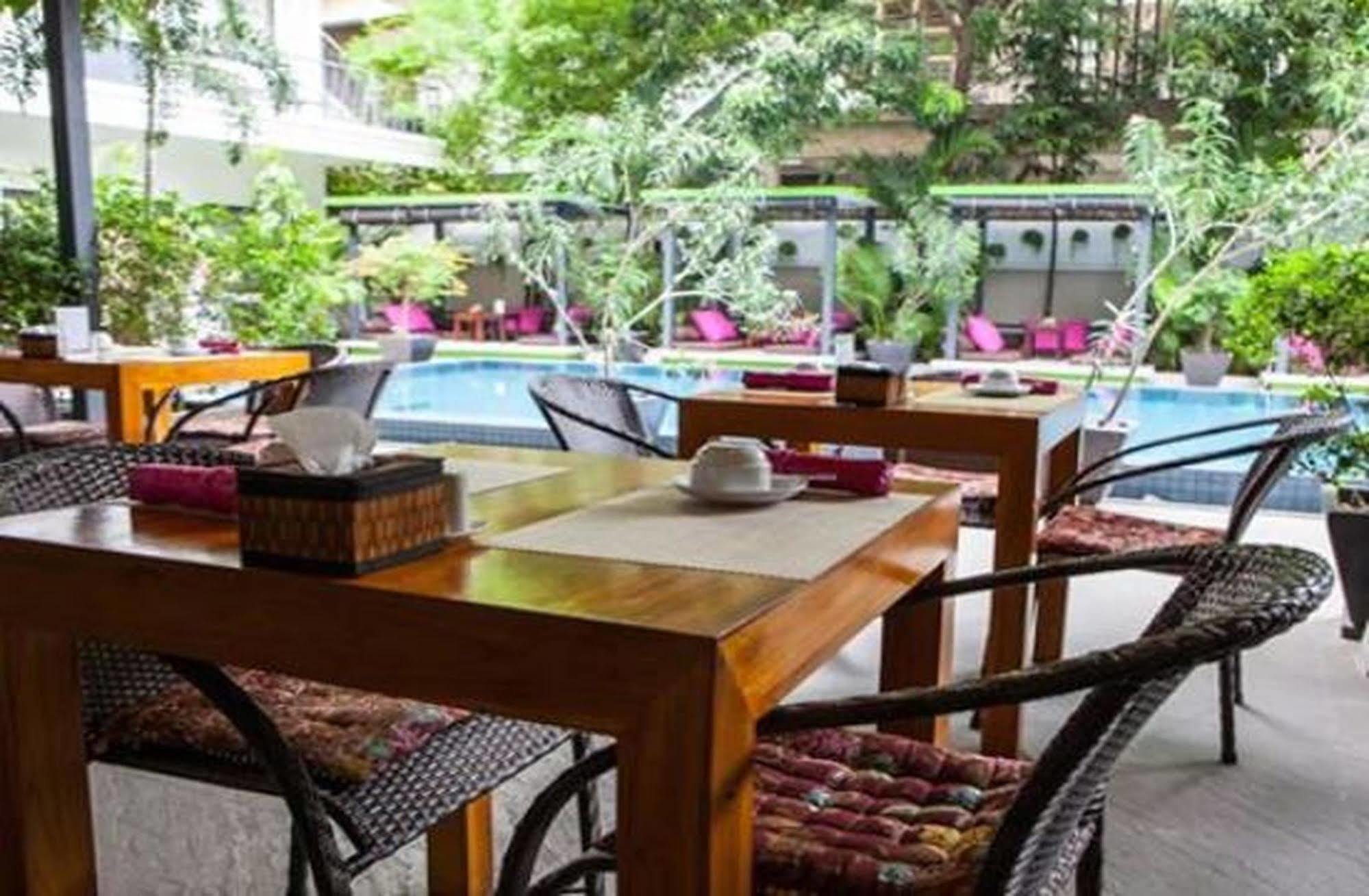 Hotel The 252 Phnompenh Exteriér fotografie